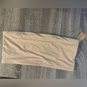 SKIMS Fits Everybody Bandeau Bra in Clay